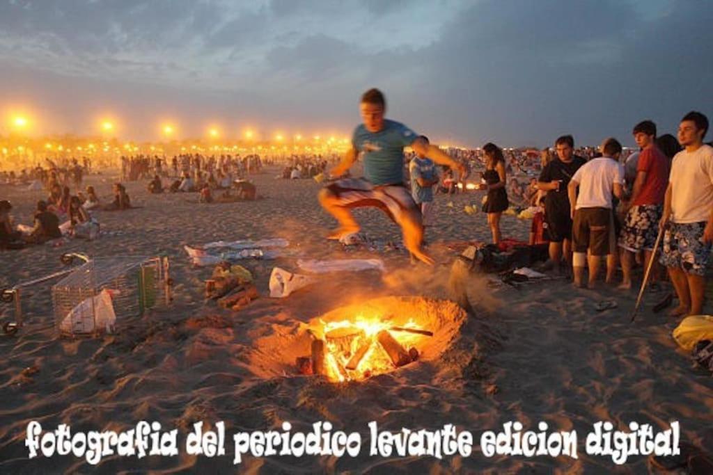 LA NARANJAA primera linea de PLAYA con WIFI y PARKING GRATIS Dénia Exterior foto